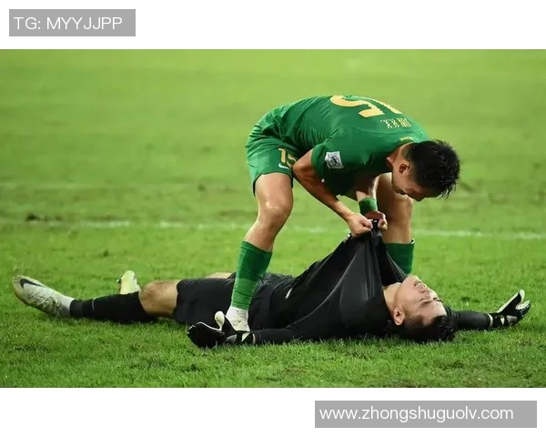 足球球星进球方式大盘点：盘球破门、远射绝杀、头球攻门等精彩瞬间解析